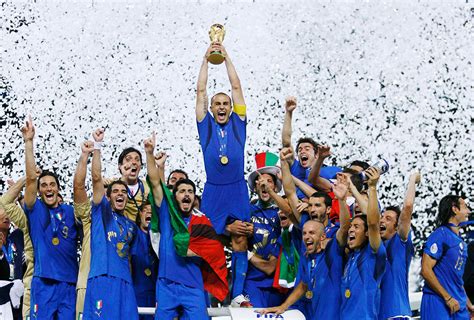  La Copa Mundial de la FIFA 2006: Un Triunfo Inesperado para una Italia Agónica